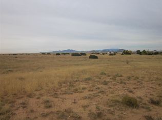 184 Vista Del Monte, Santa Fe, NM 87508