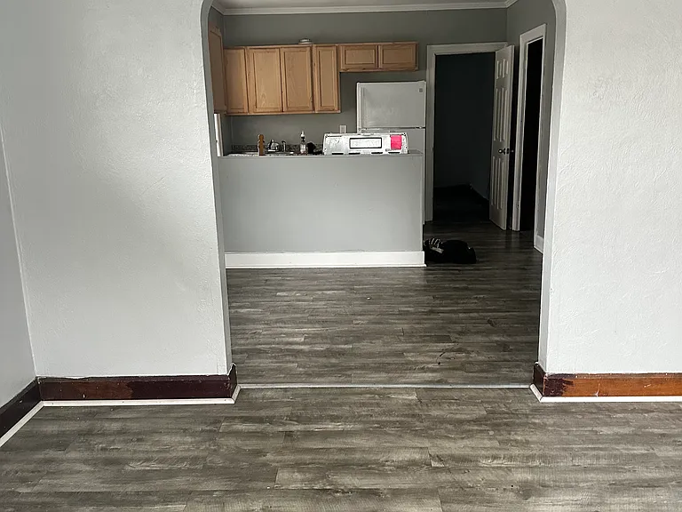 1795 W Bancroft St #1 — Photo 5