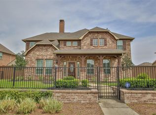 621 Water St, Webster, TX 77598