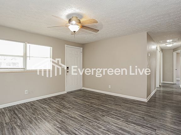 2nd image of 327 Bonnlyn Dr