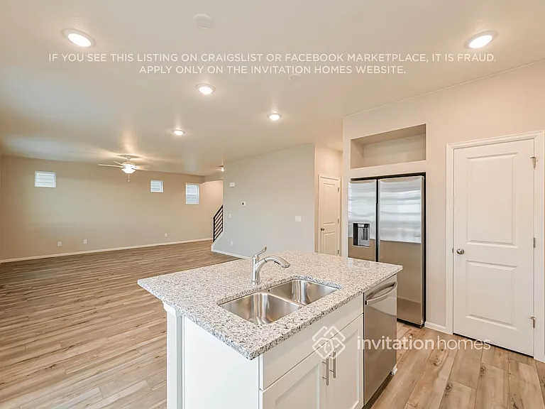 22352 E 38th Pl — Photo 8