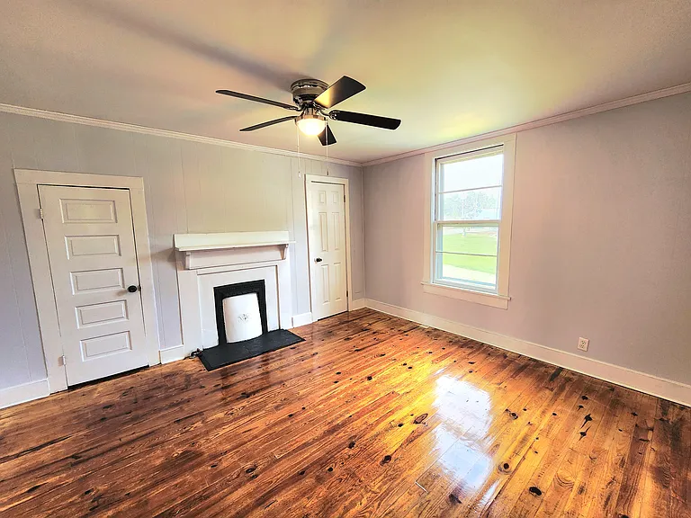 901 Cline St — Photo 16