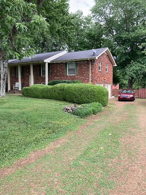 Gen Macarthur Dr, Brentwood — Photo 2