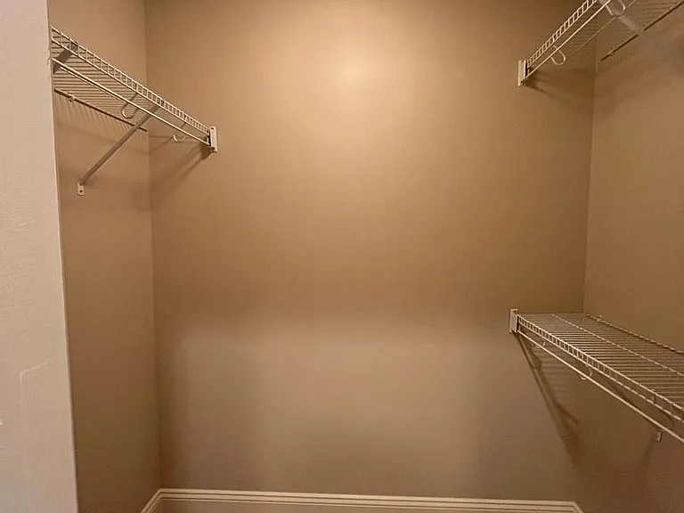4497 Mahan Dr — Photo 11