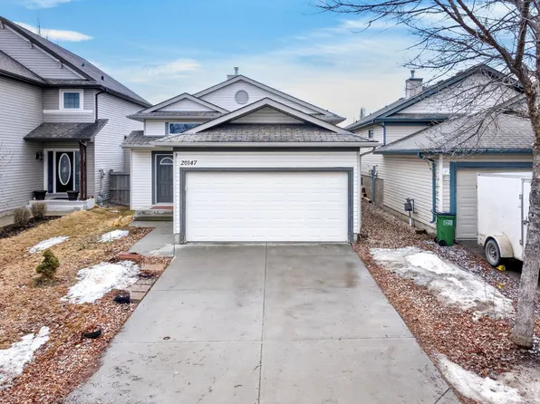 20147 48th Ave NW, Edmonton, AB T6M 2X8