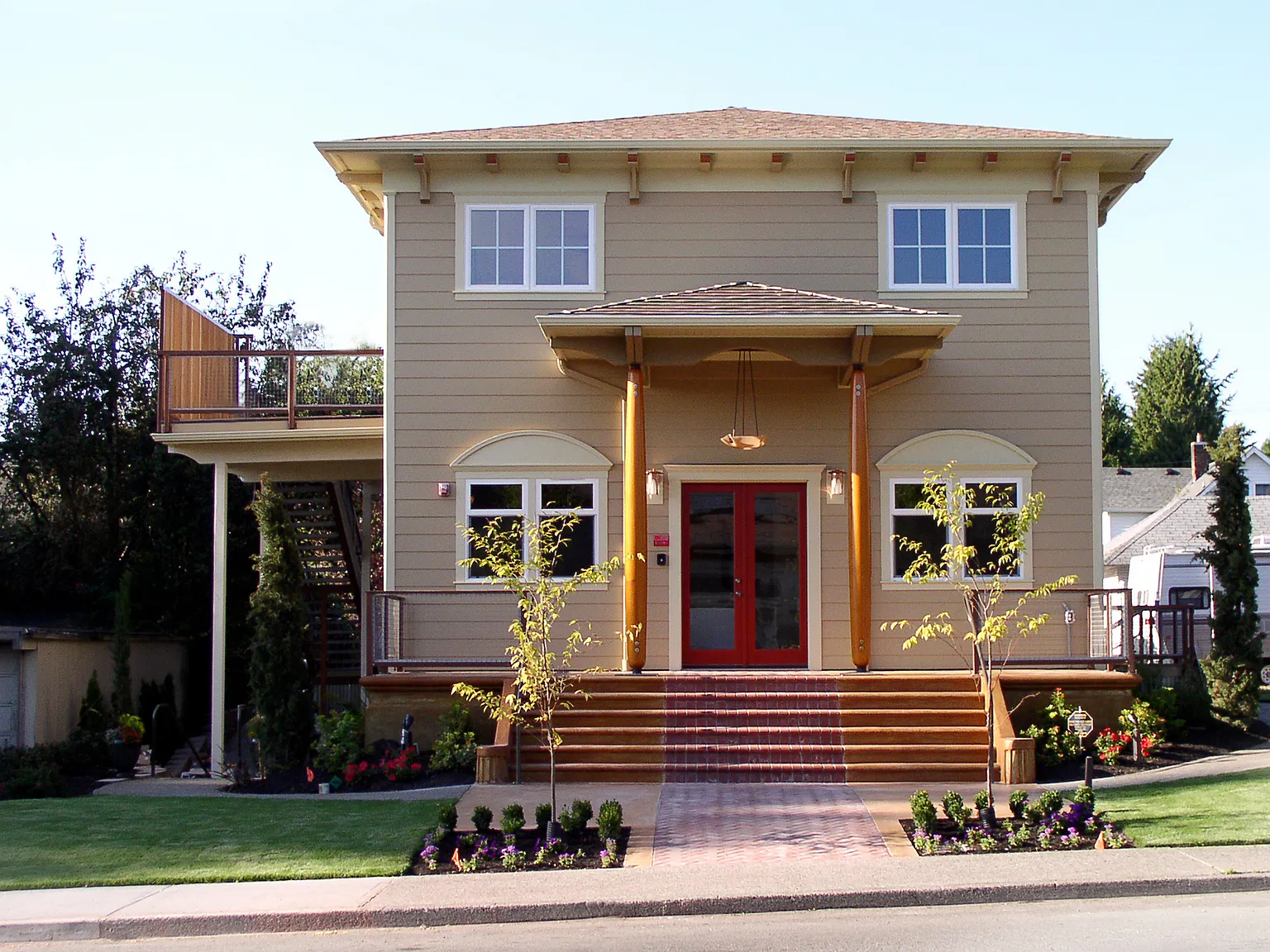 2 bed, 800 sqft, $1,990 — Photo 1