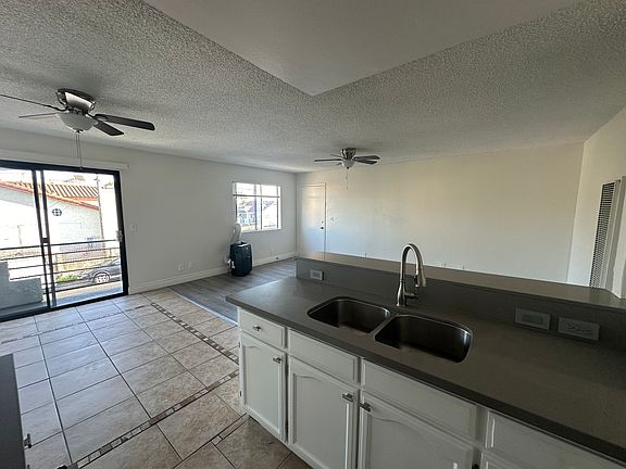 3rd image of 402 N Ardmore Ave #202A