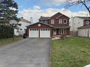 63 Topley Cres, Ottawa, ON K1G4M7