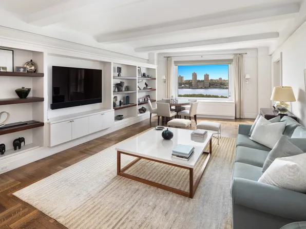 90 Riverside Drive 14A image 1 of 13