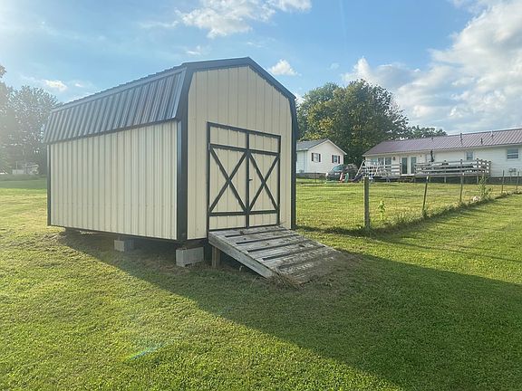 4th image of 3026 Highland Dr