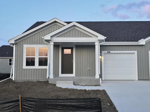 630 Harvest LANE, Hartford, WI 53027