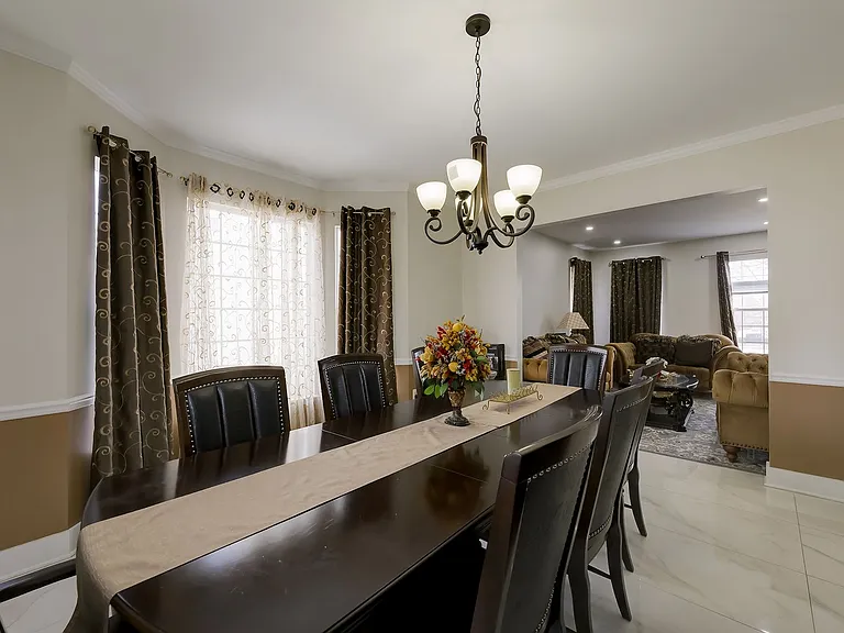 601 Crossover Ct — Photo 25