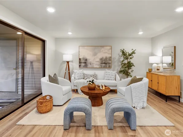 12229 100th Ave NE #B107, Kirkland, WA 98034