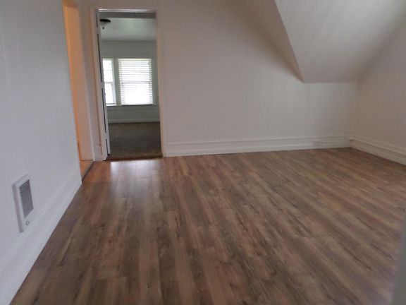 3rd image of 507 E Rose St #A