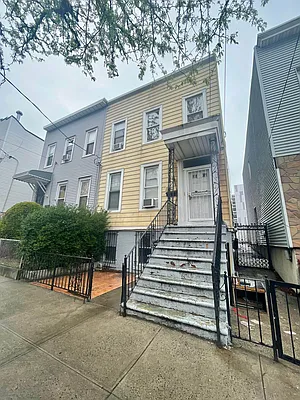 Rented by Corcoran | media 21