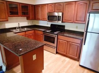 4 Clark Pl, Columbus, OH 43201