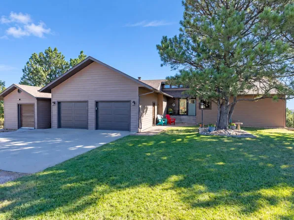 6009 Wildwood Dr, Rapid City, SD 57702