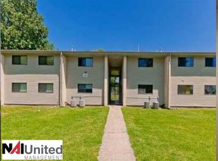 1712-20 F St #1716-B4, South Sioux City, NE 68776