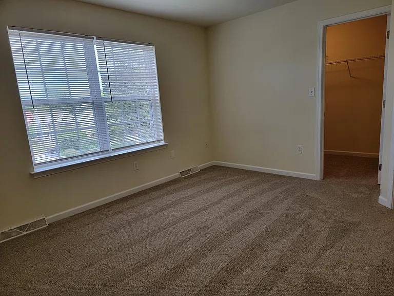 101 Park Place Cir — Photo 13