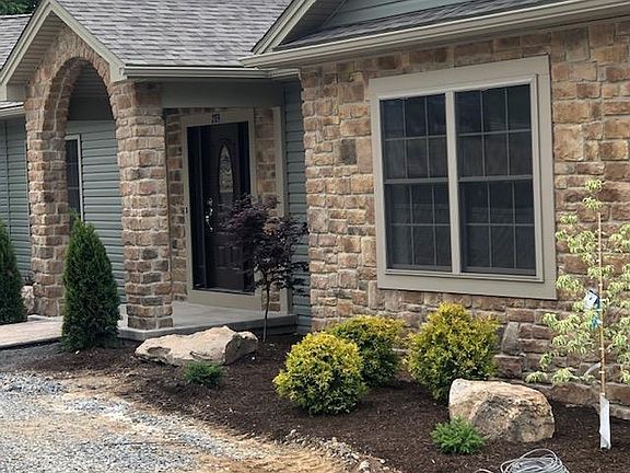 4th image of 289 Highland Dr