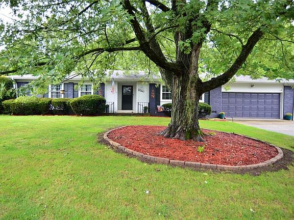 3rd image of 6340 Woodwind Dr