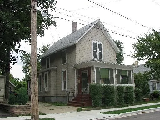 219 Franklin Blvd photo 1