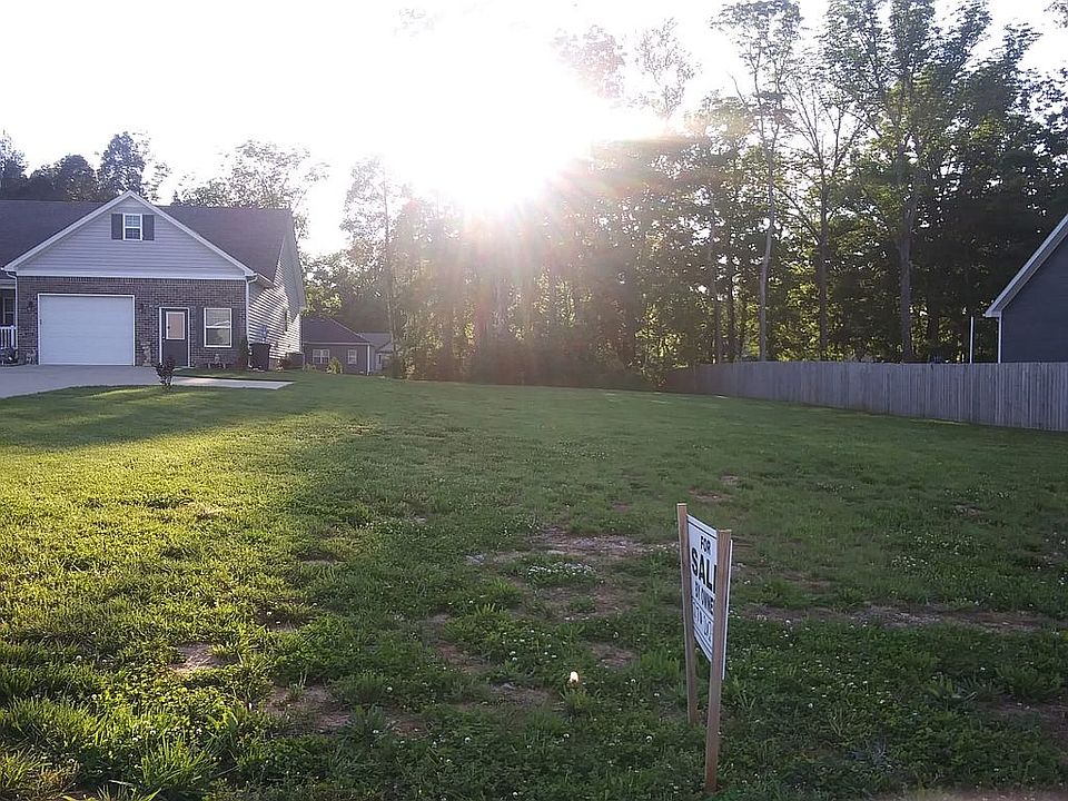1st image of 334 Strawberry Ct