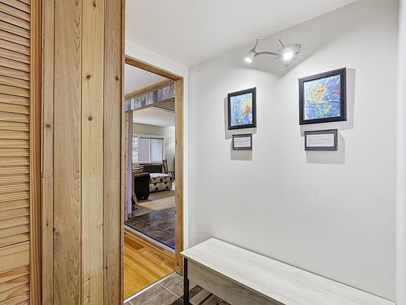 4th image of 2401 Ord Rd #105