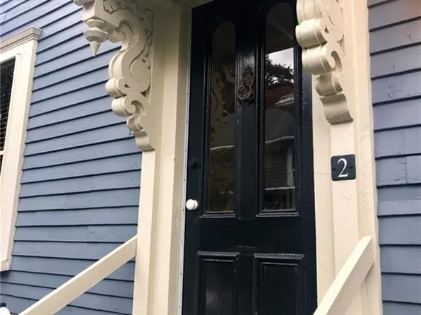 64 Main St, North Kingstown, RI 02852
