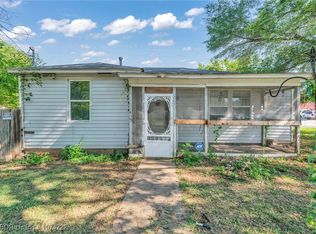 204 Locust St, Alma, AR 72921