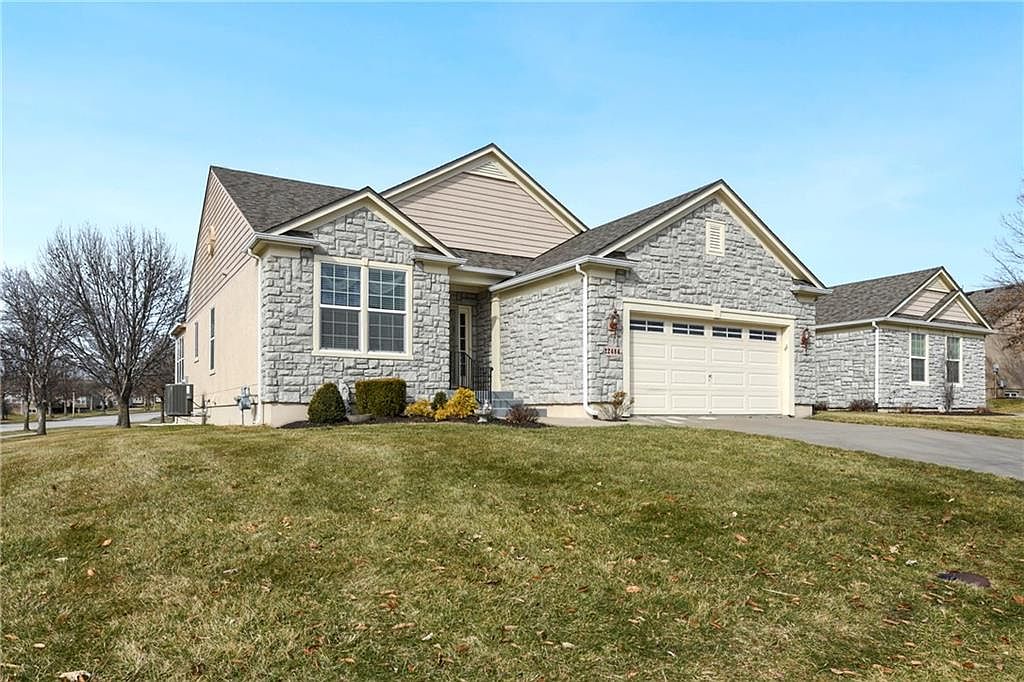 22484 W 113th St, Olathe, KS 66061 | Zillow