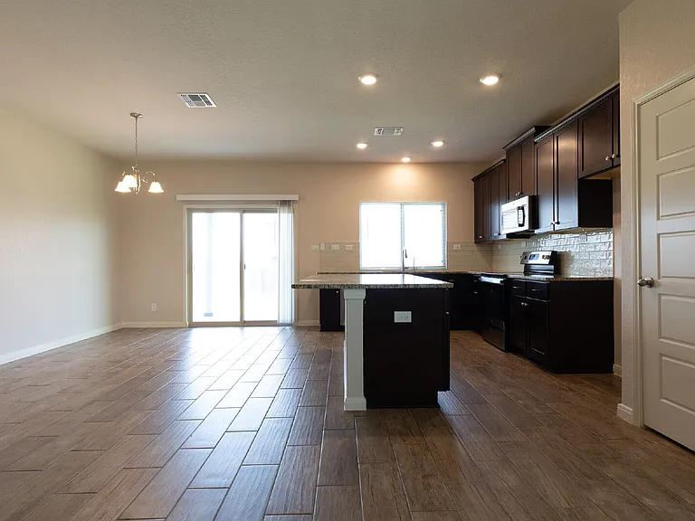 746 Farmers Dell — Photo 15