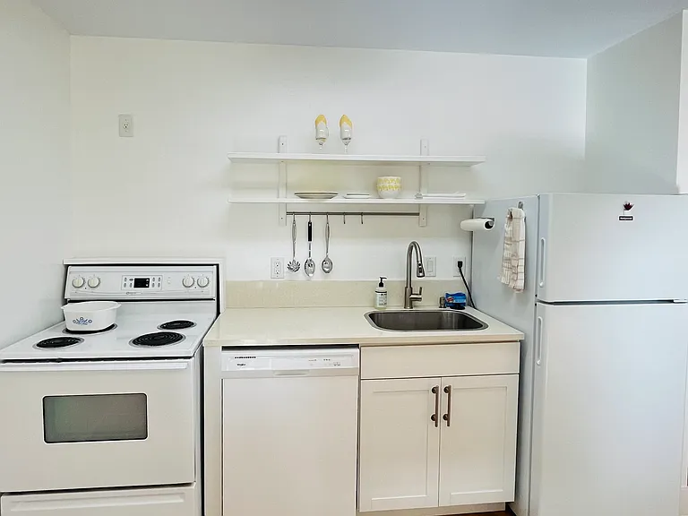 100 Kerr Pkwy #36 — Photo 12