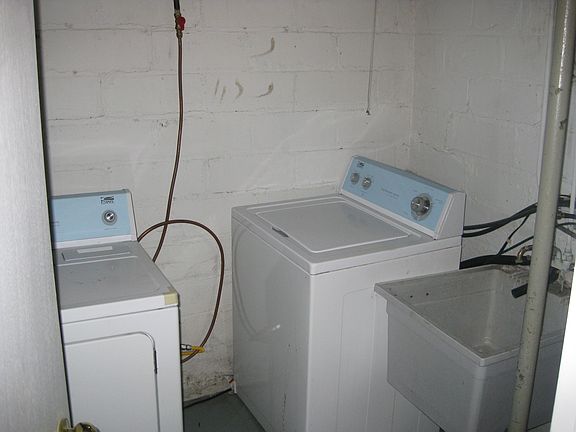 Laundry in Unit