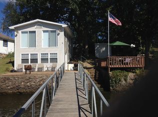 464 Long Acres Dr, Sunrise Beach, MO 65079