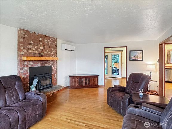 2nd image of 17623 53rd Drive NW