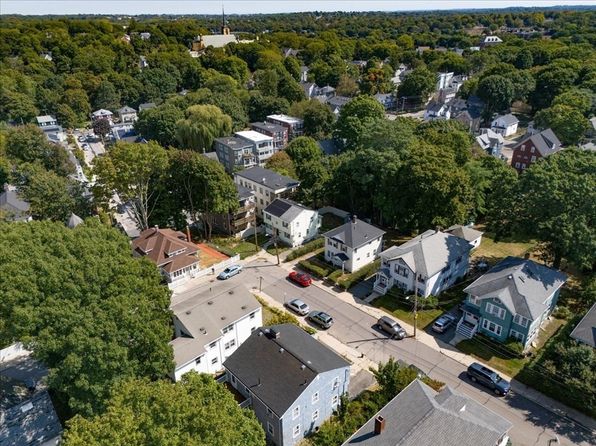 25 Crandall St, Roslindale, MA 02131