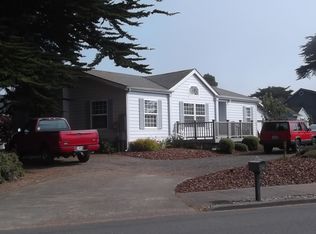 787 Ocean Dr, Bandon, OR 97411