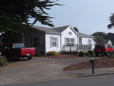 787 Ocean Dr, Bandon, OR, 97411