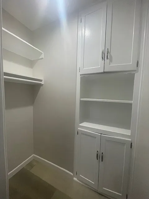 Studio, 400 sqft, $1,995 — Photo 3