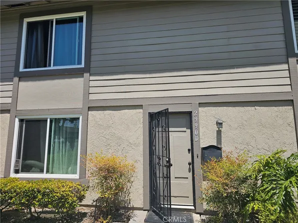2990 Bradford Pl, Santa Ana, CA 92707