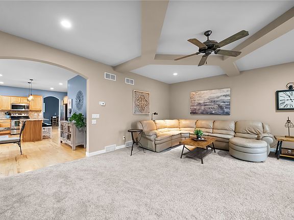 3rd image of 1226 Dartmouth Dr