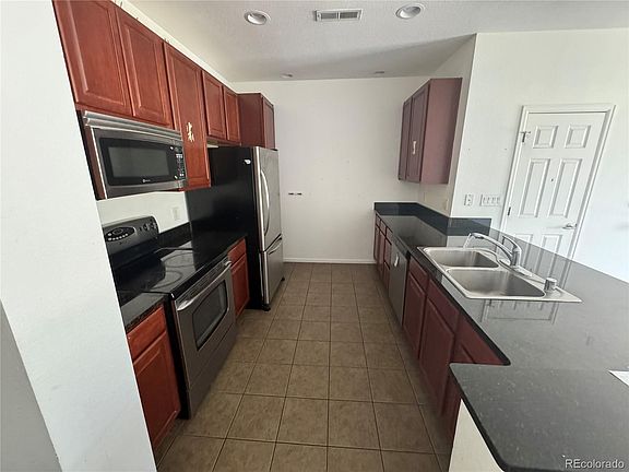4th image of 9782 Cherry Lane