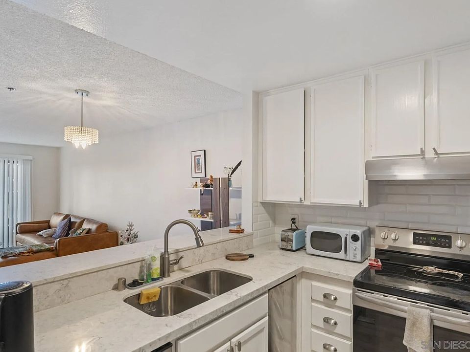 1st image of 5990 Dandridge Ln Unit 176