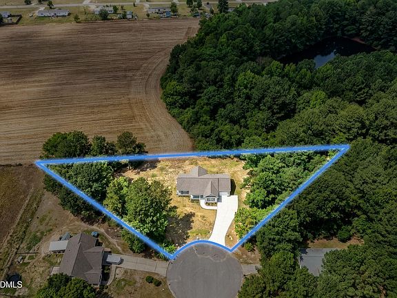5th image of 100 Carson Ct