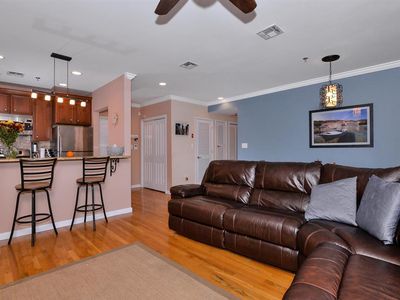 536 Grand St APT 205, Hoboken, NJ, 07030