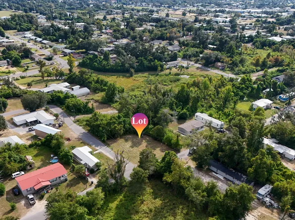 525 Bayou Ave, Panama City, FL 32401