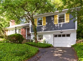 49 Jackson Rd, Briarcliff Manor, NY 10510