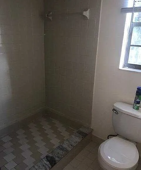 Greenwood Ter — Photo 15