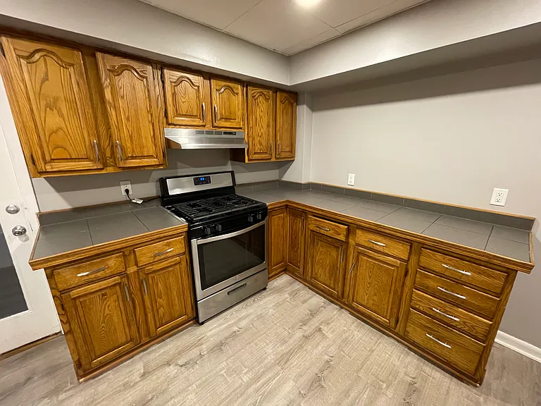203 Park Ave #203 — Photo 3